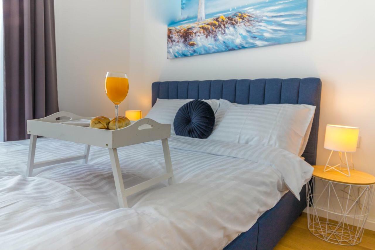 Apartments Ines Selce Exterior photo