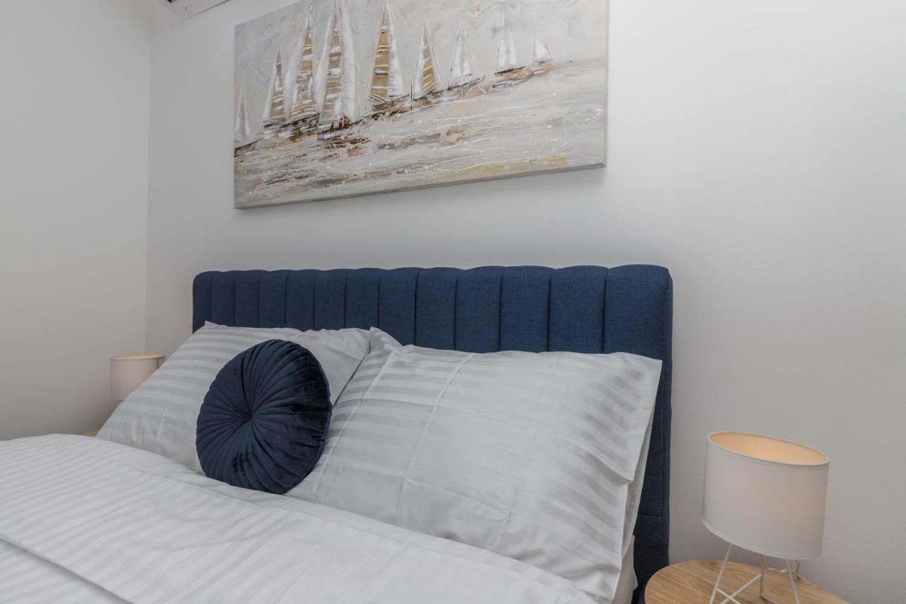 Apartments Ines Selce Exterior photo